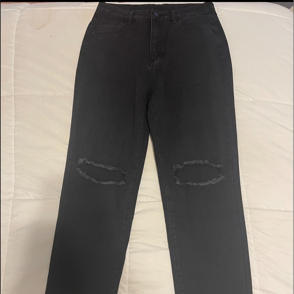 Shein Black ripped jeans